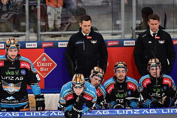 Head Coach Philipp Lukas (Steinbach Black Wings Linz) Win2Day ICE Hockey League,  Steinbach Black Wings Linz vs HCB Suedtirol Alperia ,  Linz AG Eisarena 