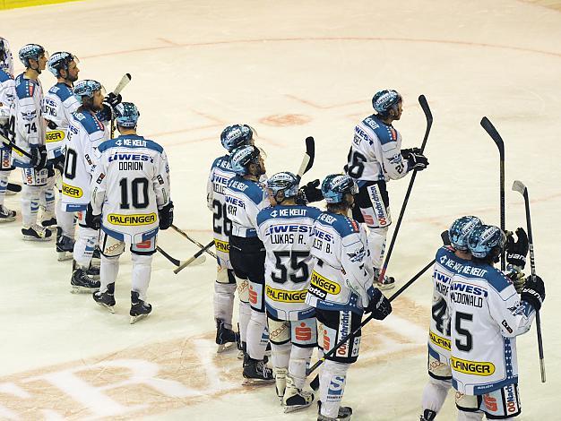 Saisonende fuer die Liwest Black Wings Linz in Klagenfurt  (Liwest Black Wings Linz) und (EC KAC), EC KAC vs EHC Liwest Black Wings Linz, Spiel 6, Play-Offs, Semifinale