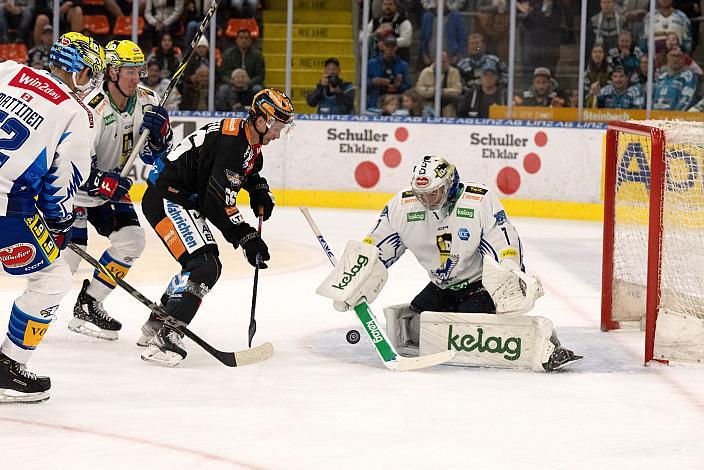 Stefan Gaffal (Steinbach Black Wings Linz), Tormann Jean-Philippe Lamoureux (EC iDM Wärmepumpen VSV) Steinbach Black Wings Linz vs EC iDM Wärmepumpen VSV, 1. Runde, Steinbach Black Wings Linz, Linz AG Eisarena 