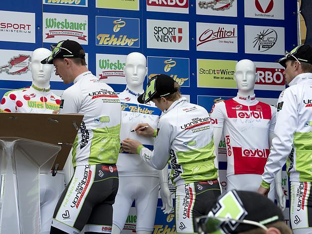Team Vorarlberg beim Einschreiben am Start.