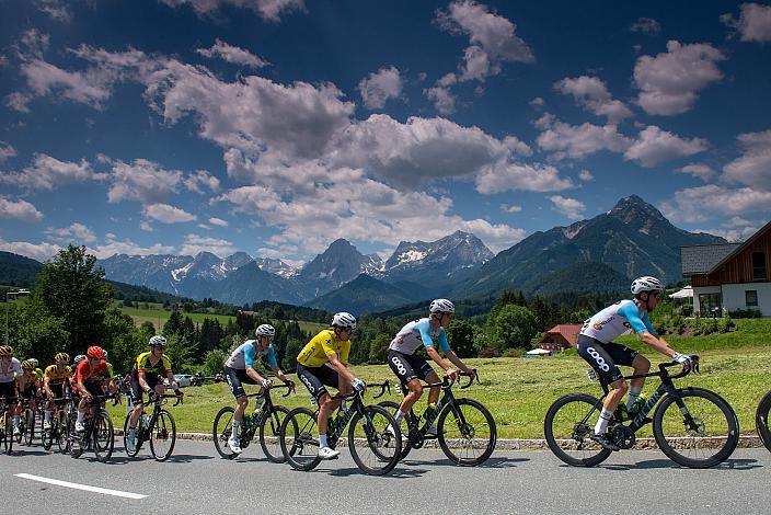 im Gelben Trikot des Gesamtführenden Andreas Stokbro Nielsen (DEN, Team Coop), St.Florian, Asten - Resort Hinterstoder, Höss, Int. Raiffeisen Oberösterreich Rundfahrt UCI Kat. 2.2