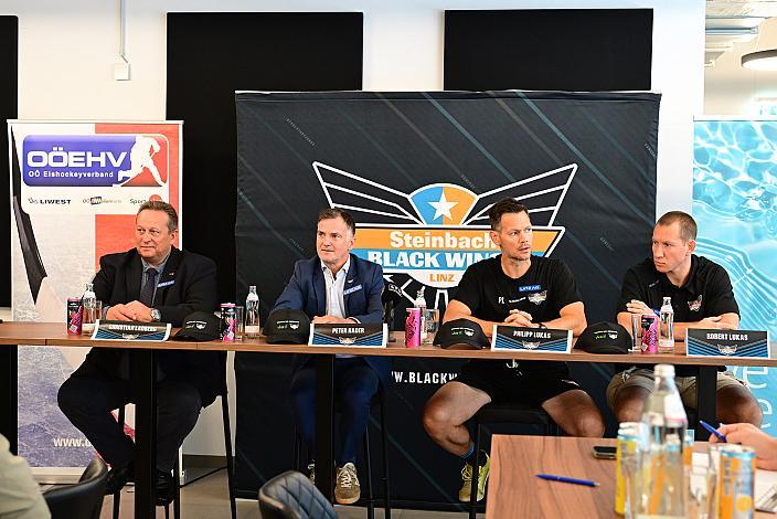 v.l. Präsident OÖ Eishockeyverband Christian Ladberg  , Präsident Peter Nader (Steinbach Black Wings Linz), Head Coach Philipp Lukas (Steinbach Black Wings Linz), Robert Lukas (Nachwuchsleiter Black Wings Linz)Ligastart Pressekonferenz Steinbach Black Wings Linz , Linz AG Eisarena