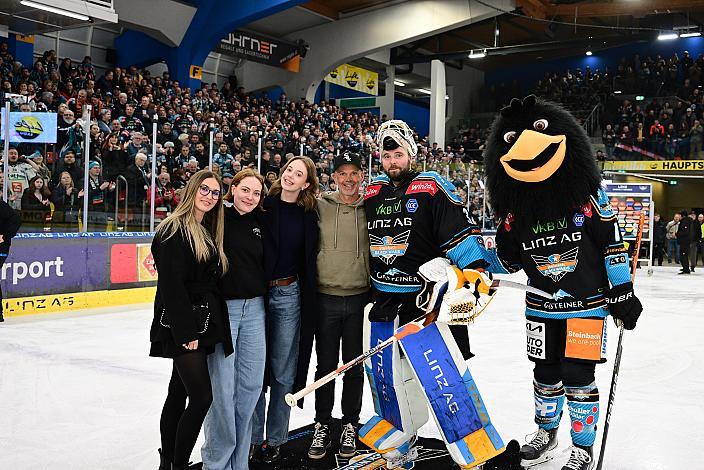 Spieler des Abends Tormann Rasmus Tirronen (Steinbach Black Wings Linz) Overtime, Win2Day ICE Hockey League,  5. Viertelfinale, Steinbach Black Wings Linz vs Moser Medical Graz 99ers,  Linz AG Eisarena