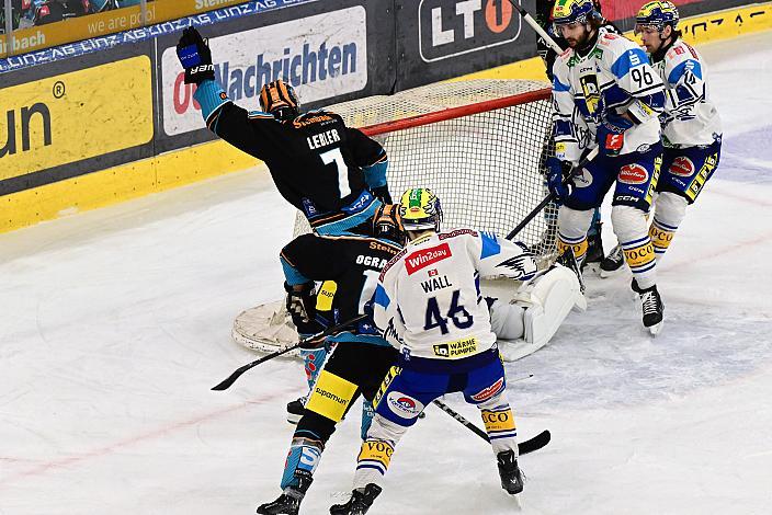 Tormann Jean-Philippe Lamoureux (EC iDM Wärmepumpen VSV), Brian Lebler (Steinbach Black Wings Linz) jubelt, Win2Day ICE Hockey League,  Steinbach Black Wings Linz vs EC iDM Wärmepumpen VSV,  Linz AG Eisarena