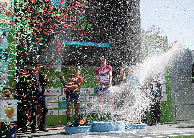 v.l. Domenico Pozzovivo (ITA, Bahrain Merida Pro Cycling Team), Thibaut Pinot (FRA, Groupama - FDJ), Moreno Miguel Angel Lopez (COL, Astana Pro Team) Rattenberg - Innsbruck 134km