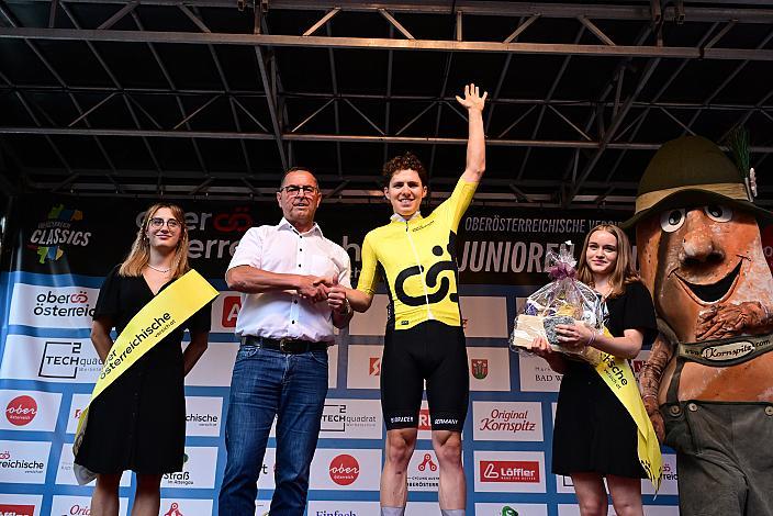 Im Gelben Trikot des Gesamtführenden Luis Grupp (GER, Team Deutschland) 2. Etappe Sarleinsbach - Sarleinsbach, Int. Oberösterreichische Versicherung OÖ Junioren Oberösterreich Rundfahrt