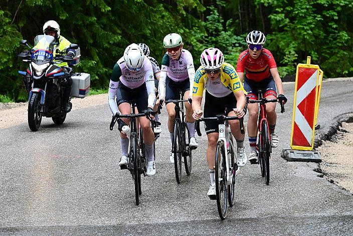 Nikola Bajgerova (CZE, MAT Atom Deweloper Wroclaw) im Gelben Trikot der Gesamtführenden 02.06.2024. 4. Etappe, Waidhofen an der Ybbs. - Hochkar,  Sportland NOE WOMENS  KIDS Tour