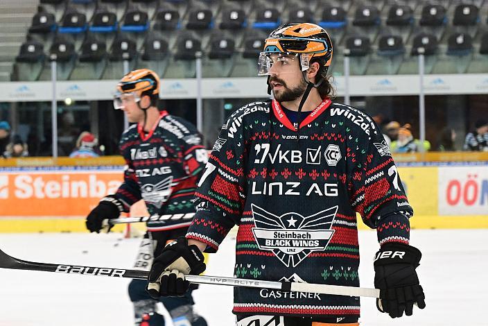Shawn St.Amant (Steinbach Black Wings Linz) Weihnachtstrikot Steinbach Black Wings Linz vs Hydro Fehervar AV19, ICE Eishockey Liga, Linz AG Eisarena