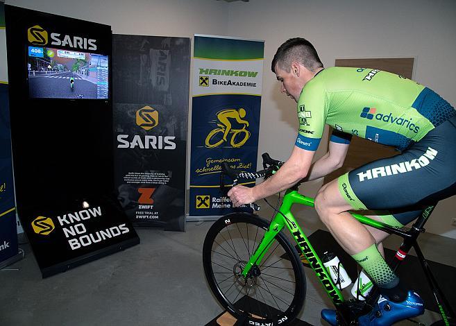 Johannes Hirschbichler (AUT, Hrinkow Advarics Cycleang Team) trainiert auf dem Saris Smarttrainer, Herren Elite, UCI Continental, Raiffeisen Hrinkow Bike Akademie