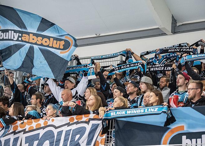 Linzer Fans Red Bull Salzburg vs EHC Liwest Black Wings Linz 
