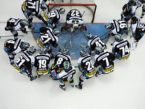 Das Team der Linzer, EHC Liwest Black Wings Linz vs. Moser Medical Graz 99ers