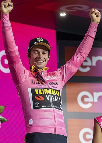 Primoz Roglic (SLO, Team Jumbo-Visma)  im Rosa Trikot, Maglia Rosa, Giro, Giro d Italia, Bologna