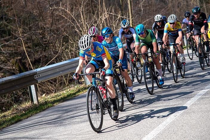 Pia-Maria Thoma (AUT, ARBÖ Rapso Knittelfeld), Corinna Lechner, Damen Elite, U23, Radliga, 61. Radsaison-Eröffnungsrennen Leonding, Oberösterreich