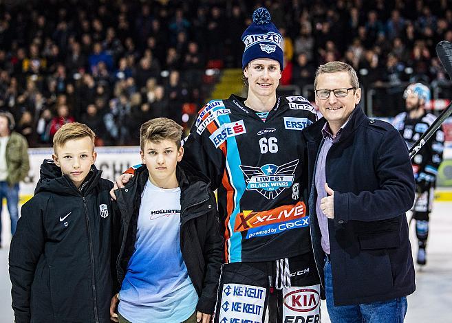 Spieler des Abends Stefan Gaffal (EHC Liwest Black Wings Linz) Eishockey,  2. Viertelfinale EHC Liwest Black Wings Linz vs EC KAC