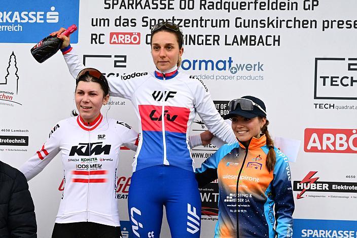 Podest Damen 2. Platz Nadja Heigl (AUT, KTM Spada powered by Brenta Braakes), Siegerin Kristyna Zemanova (CZE, VIF Cycling Team) , 3. Layla Barthel (LUX, CD Adertdaul), Platz Damen, 4.Radquerfeldein GP um das Sportzentrum Gunskirchen, Rad Cyclo Cross, 
