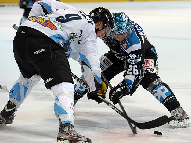 Rob Hisey, Linz und Kyle Bailey, Szekesfehervar, EHC Liwest Black Wings Linz vs SAPA Fehervar AV19