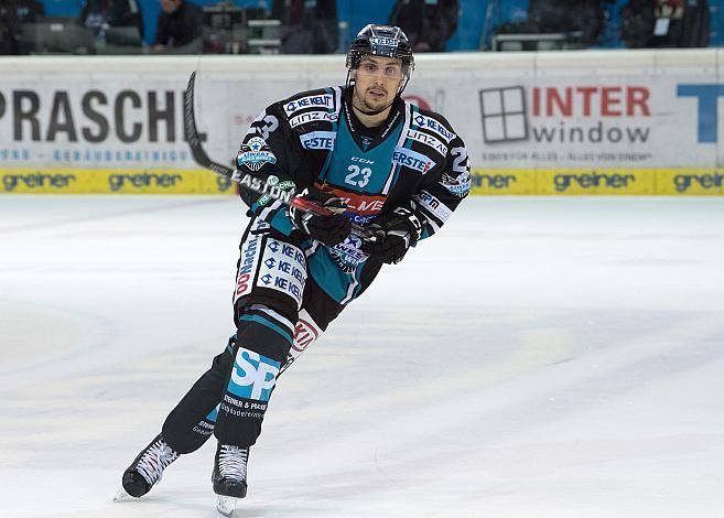 Fabio Hofer (EHC Liwest Black Wings Linz)  EHC Liwest Black Wings Linz vs KHL Medvescak Zagreb, 4. Viertelfinale