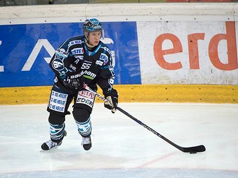 Robert Lukas, Linz EHC Liwest Black Wings Linz vs HC TWK Innsbruck