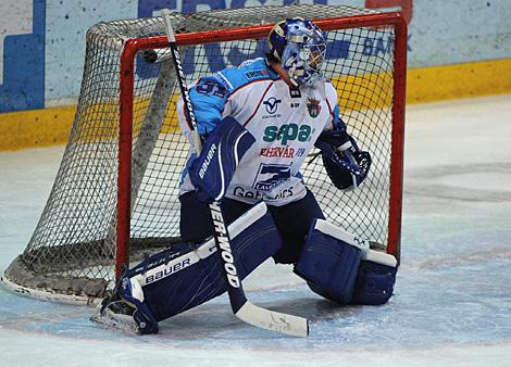 #51 Adam Munro, Tormann, SAPA Fehervar AV19