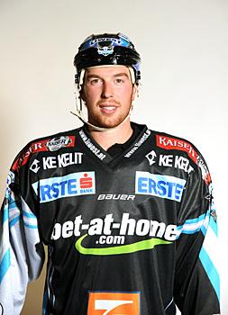 Aaron MacKenzie, Verteidiger, Liwest Black Wings Linz