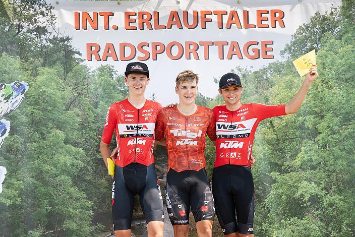 Podest U23, v.l. 2. Philipp Hofbauer (AUT, WSA KTM Graz pb Leomo), Sieger Linus Rosner (GER, Tirol KTM Cycling Team), 3. Platz Stinus Bjerring Kaempe (AUS, WSA KTM Graz pb Leomo), Herren Elite, U23, Radliga, 51. Int. Erlauftaler Radsporttage, Wieselburg, Oberösterreich