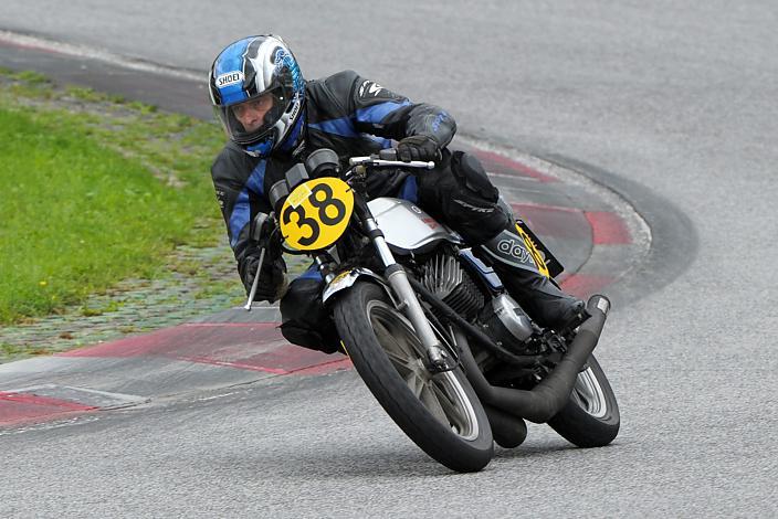 #38 Werner Schuemann, Yamaha RD 400