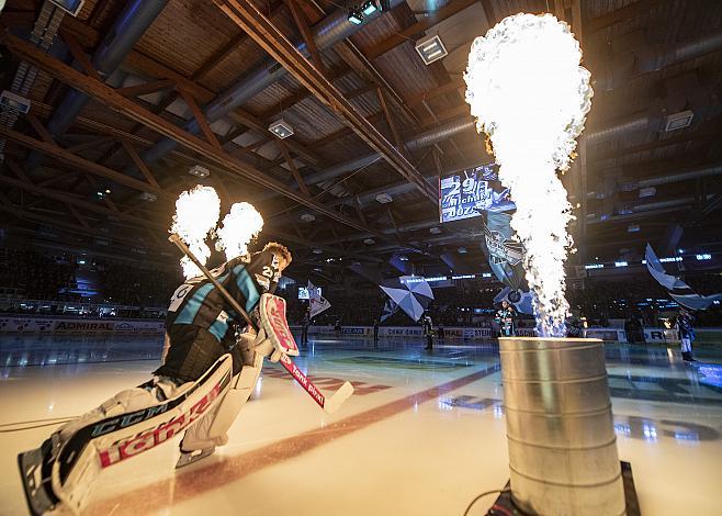 Tormann Michael Ouzas (EHC Liwest Black Wings Linz) EHC Liwest Black Wings Linz vs spusu Vienna Capitals