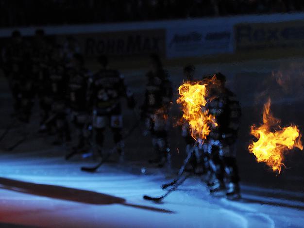 Spielerpraesentation, EHC Liwest Black Wings Linz vs EC Red Bull Salzburg