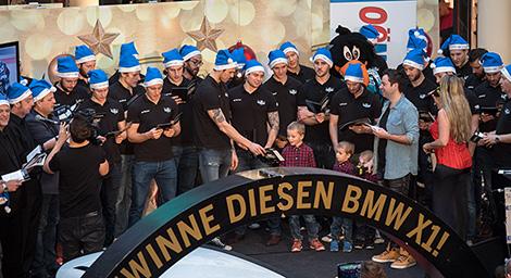  EHC Liwest Black Wings Linz Adventsingen, Plus City Einkaufszentrum 