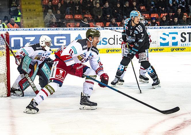 Im Bild: Patrick Wiercioch (HCB Suedtirol Alperia), Brian Lebler (EHC Liwest Black Wings Linz),  Eishockey,  EHC Liwest Black Wings Linz vs HCB SÃ¼dtirol Alperia 