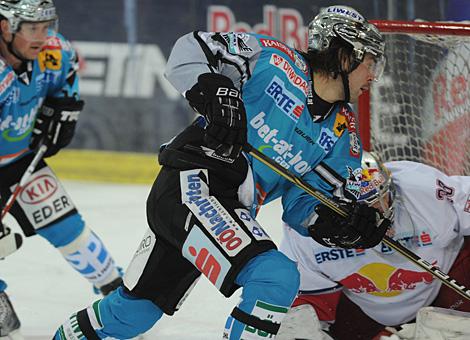 Justin Keller Liwest Black Wings Linz vs. EC Red Bull Salzburg