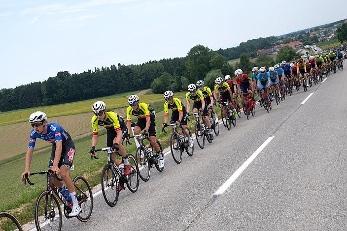 Das Peleton mit Team Vorarlberg 3. Etappe St.Florian/Asten  - Hinterstoder, Int. Raiffeisen Oberösterreich Rundfahrt UCI Kat. 2.2