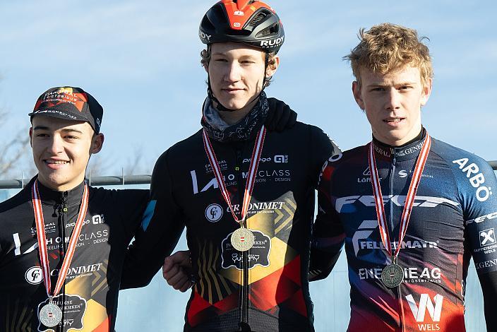Podest Junioren 1. HOFER Valentin (AUT, Cannibal B Victorious),  2. JORDAN Ayden (AUT, Cannibal B Victorious) 3. KRAUS Lucas (RC ARBÖ Felt Felbermayr Wels) Rad Cyclo Cross, ÖSTM/ÖM Querfeldein, Ciclo Cross, Cycling Austria, Maria Enzersdorf, NÖ