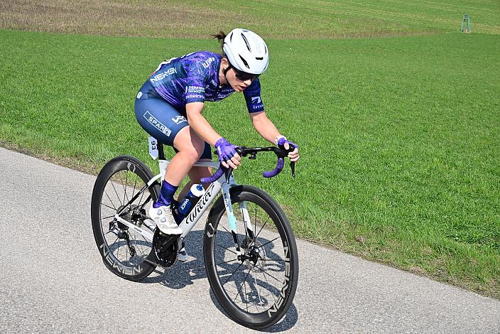 Siegerin Lea Fuchs (SUI, Spar CTO Woman) 65. Rad Saison Eroeffnungsrennen Leonding