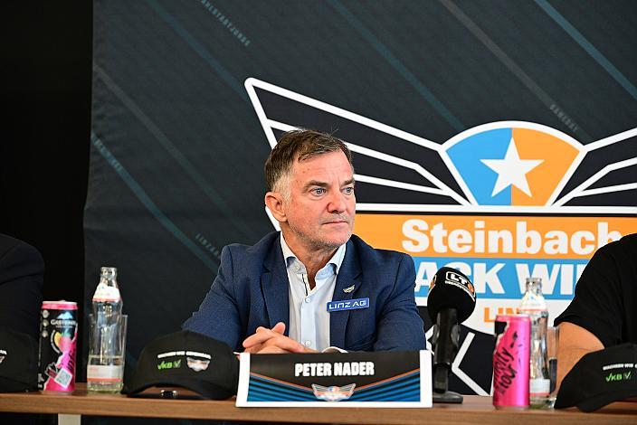 Präsident Peter Nader (Steinbach Black Wings Linz) Ligastart Pressekonferenz Steinbach Black Wings Linz , Linz AG Eisarena 