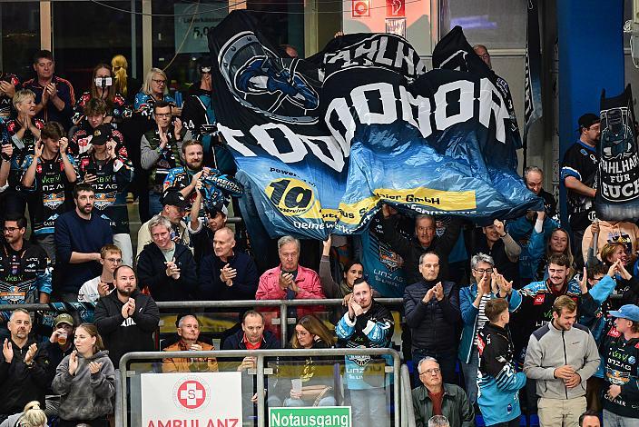 Torjubel der Fans, 3. Runde ICE, Steinbach Black Wings Linz vs Olimpija Ljubljana, Linz AG Eisarena 