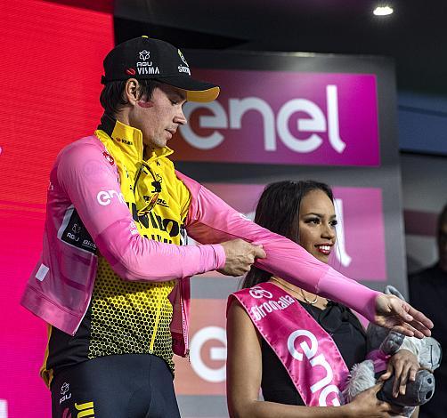 Primoz Roglic (SLO, Team Jumbo-Visma)  Etappensieger,  Giro, Giro d Italia, Bologna