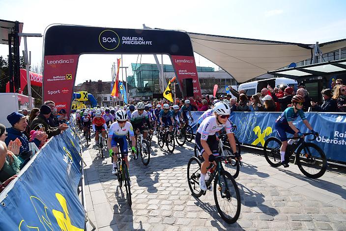 v.l.  65. Rad Saison Eroeffnungsrennen Leonding