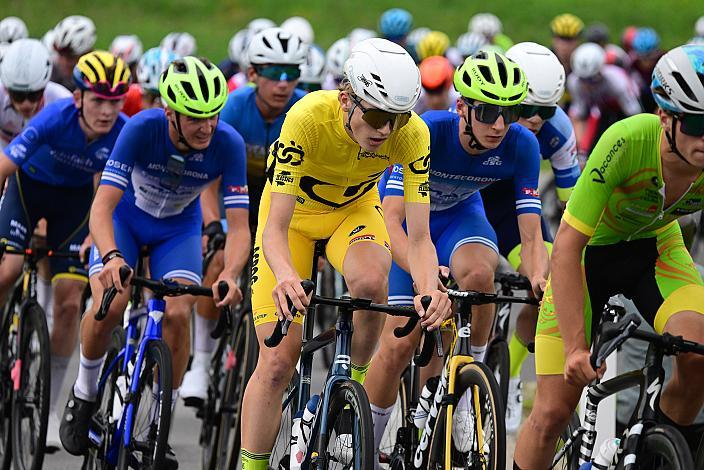 Im Gelben Trikot des Gesamtführenden Jasper Verbrugge (BEL, Acrog-Tormans), 50. OÖ Junioren Rundfahrt, 2. Etappe Sarleinsbach - Sarleinsbach