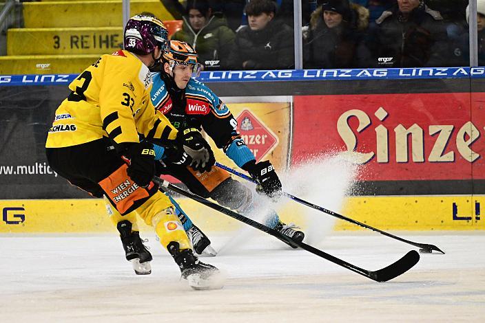  Seamus Donohue (spusu Vienna Capitals), Luka Maver (Steinbach Black Wings Linz) Win2Day ICE Hockey League,  Steinbach Black Wings Linz vs Spusu Vienna Capitals,  Linz AG Eisarena 