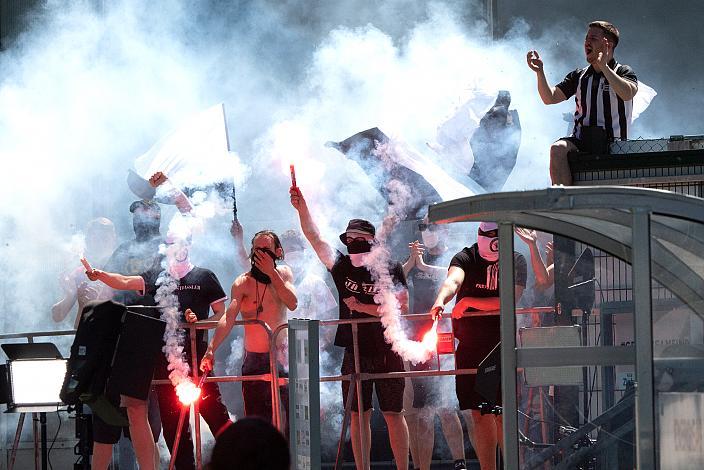 LASK Fans als Zaungäste, Lask vs WSG Swarovski Tirol, Fussball, Bundesliga