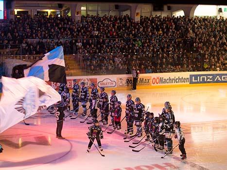 Spielbeginn, EHC Liwest Black Wings Linz vs UPC Vienna Capitals