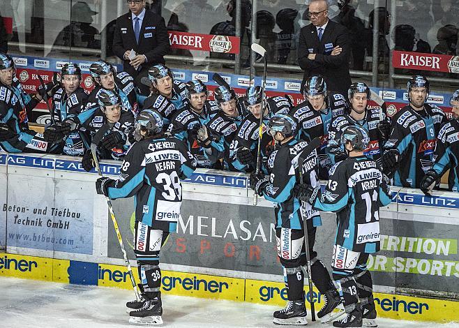 Linz feiert EHC Liwest Black Wings Linz vs KHL Medvescak Zagreb