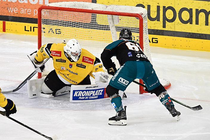 Tormann Edward Pasquale (HC Falkensteiner Pustertal), Stefan Gaffal (Steinbach Black Wings Linz) 9. Runde ICE, Steinbach Black Wings Linz vs HC Falkensteiner Pustertal, Linz AG Eisarena 