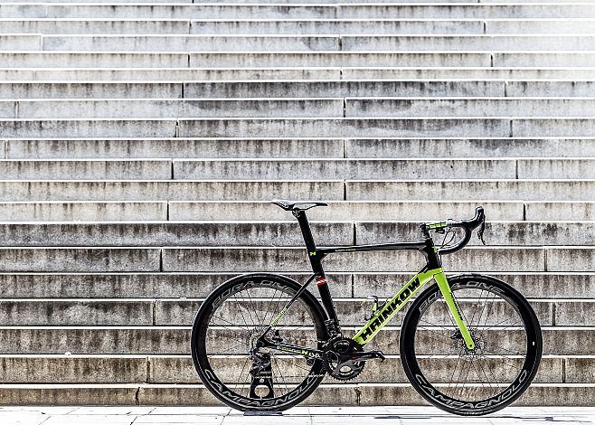 Hrinkow Rennrad Lion Aero Carbon Campagnolo Super Record EPS Disc 