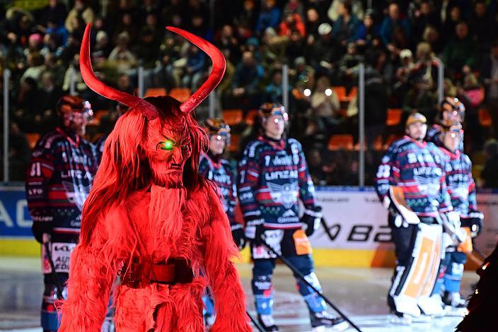 Perchten in der Linzer Eishalle, Steinbach Black Wings Linz vs Hydro Fehervar AV19, Weihnachtstrikot ICE Eishockey Liga, Linz AG Eisarena