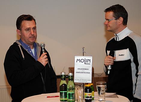 Nachwuchsleiter Dieter Werfring, EH Liwest Black Wings Linz beim Fantalk, mit Gerold Rachlinger, Hallensprecher.