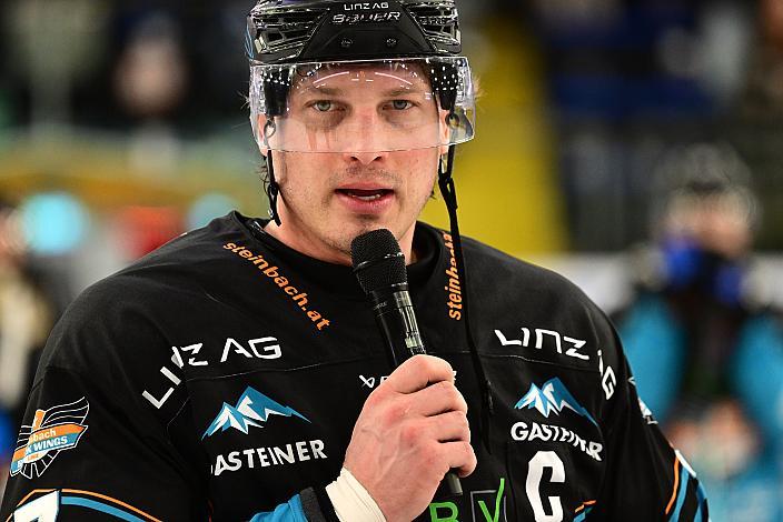 Brian Lebler (Steinbach Black Wings Linz) Saisonende in Linz, Spiel 2 Pre-Playoffs,  ICE, Steinbach Black Wings Linz vs EC iDM Wärmepumpen VSV, Linz AG Eisarena 