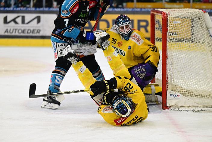  Evan Jasper (spusu Vienna Capitals), Tormann Sebastian Wraneschitz (spusu Vienna Capitals) Win2Day ICE Hockey League,  Steinbach Black Wings Linz vs Spusu Vienna Capitals,  Linz AG Eisarena 