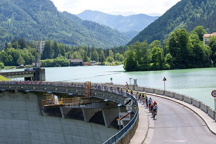 Das Peleton an der Staumauer Klaus, St.Florian, Asten - Resort Hinterstoder, Höss, Int. Raiffeisen Oberösterreich Rundfahrt UCI Kat. 2.2